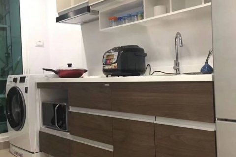 Кондоминиум с 2 спальнями в Бангкоке, Таиланд № 134584 - фото 5