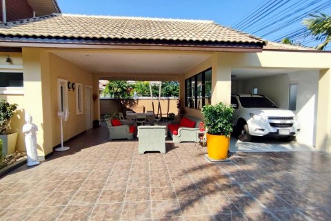 Дом в Паттайе, Таиланд с 3 спальнями № 150988 - фото 10