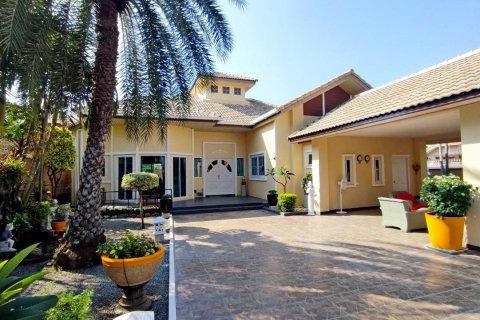 Дом в Паттайе, Таиланд с 3 спальнями № 150988 - фото 9