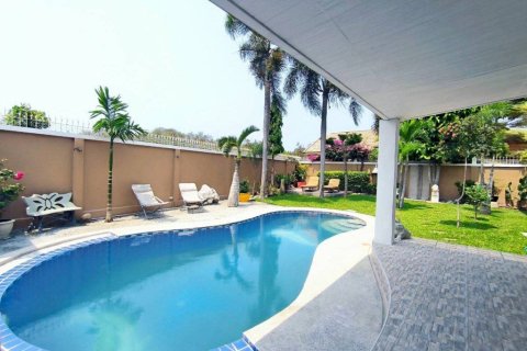 Дом в Паттайе, Таиланд с 3 спальнями № 150988 - фото 8