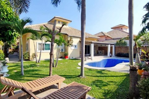 Дом в Паттайе, Таиланд с 3 спальнями № 150988 - фото 1