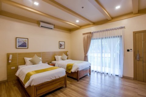 Коммерческая недвижимость в Чонбури, Таиланд  № 150989 - фото 9