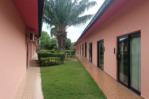 Коммерческая недвижимость в Чонбури, Таиланд  № 150989 - фото 6