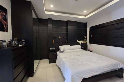Condo in Pattaya, Thailand, 1 bedroom  № 150991 - photo 8