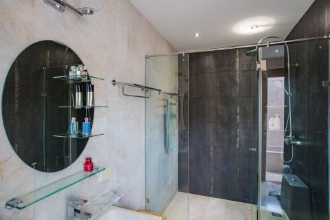 Вилла в Хуа Хине, Таиланд с 7 спальнями  № 147260 - фото 27