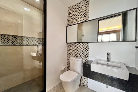 Villa in Phuket, Thailand 2 bedrooms № 138738 - photo 10