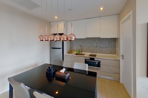 Studio dans le Condo à Watthana, Bangkok, Thaïlande  № 153300 - photo 4