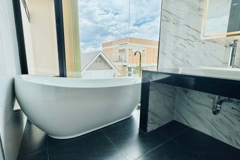 Villa à Chiang Mai, Thaïlande 4 chambres № 153296 - photo 12