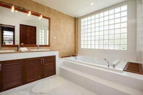 Townhouse à Watthana, Bangkok, Thaïlande 4 chambres № 153301 - photo 8