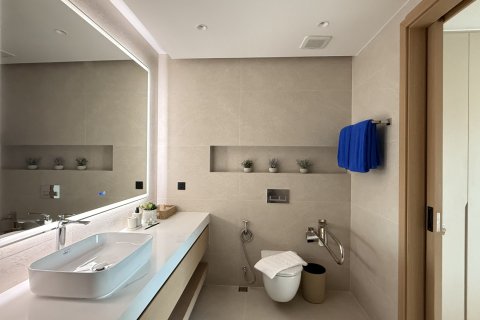 Condo in Phuket, Thailand, 2 bedrooms  № 169493 - photo 8