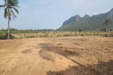 Земельный участок в Хуа Хине, Таиланд 1600м2 № 169497 - фото 2