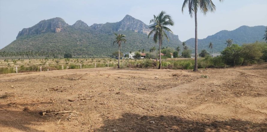 Земельный участок в Хуа Хине, Таиланд 1600м2 № 169497