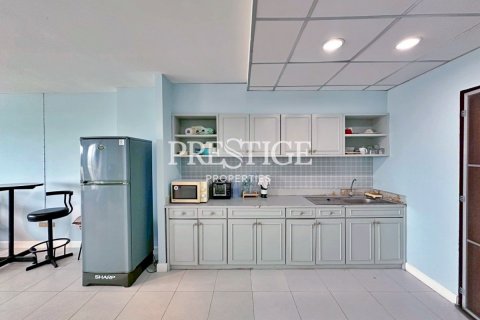 Condo in Pattaya, Thailand, 1 bedroom № 198048 - photo 12
