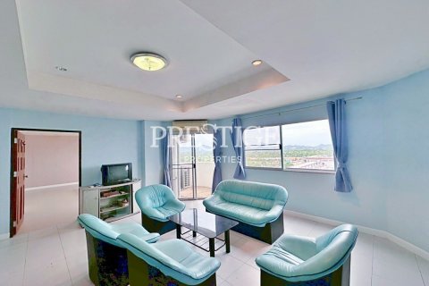 Condo in Pattaya, Thailand, 1 bedroom № 198048 - photo 2