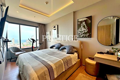 Condo in Pattaya, Thailand, 2 bedrooms № 198052 - photo 12