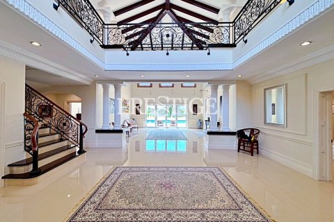House in Pattaya, Thailand 6 bedrooms № 198050 - photo 5