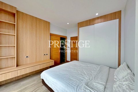 House in Pattaya, Thailand 3 bedrooms № 198049 - photo 26