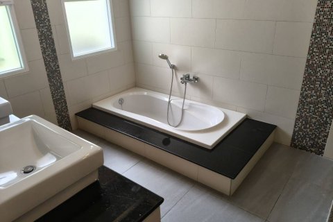 Вилла в Хуа Хине, Таиланд с 4 спальнями № 142846 - фото 29