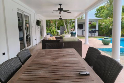 Вилла в Хуа Хине, Таиланд с 4 спальнями № 142846 - фото 21