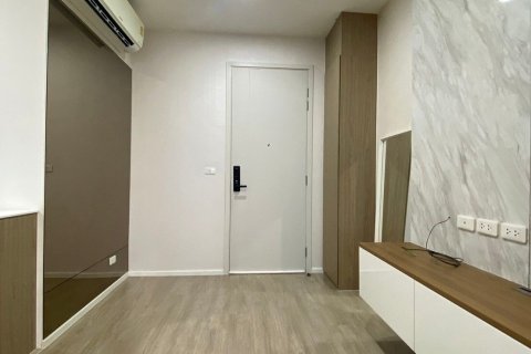 Студия в кондо в Банг Пхлате, Бангкок, Таиланд № 142842 - фото 18