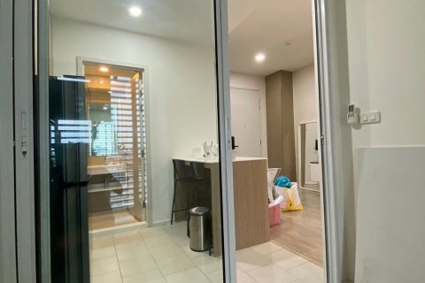 Студия в кондо в Банг Пхлате, Бангкок, Таиланд № 142842 - фото 20