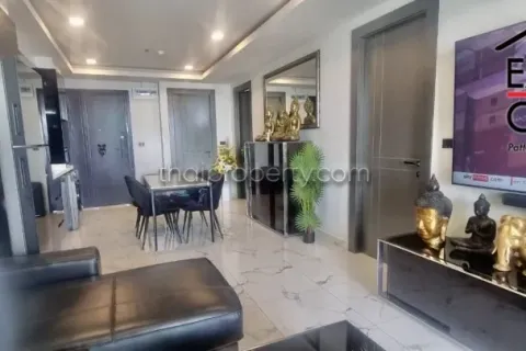 Condominio de 2 dormitorios en Pattaya, Tailandia № 213556 - foto 2