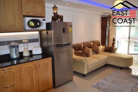 Condominio de 1 dormitorio en Jomtien Beach, Pattaya, Tailandia № 213555 - foto 3