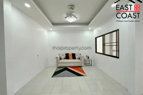 Casa de 2 dormitorios en Pattaya, Tailandia № 213551 - foto 7