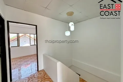 Casa de 2 dormitorios en Pattaya, Tailandia № 213551 - foto 17