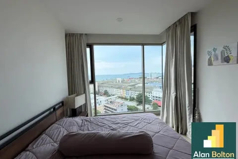 Condominio de 2 dormitorios en Jomtien Beach, Pattaya, Tailandia № 210573 - foto 5