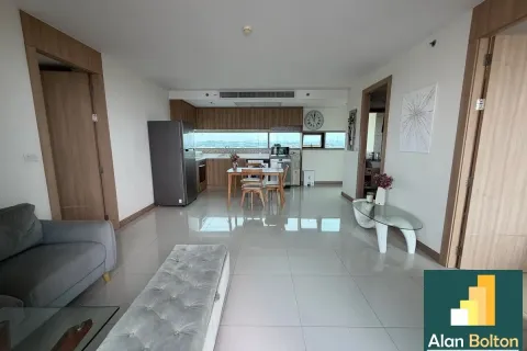 Condominio de 2 dormitorios en Jomtien Beach, Pattaya, Tailandia № 210573 - foto 3