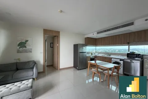 Condominio de 2 dormitorios en Jomtien Beach, Pattaya, Tailandia № 210573 - foto 11