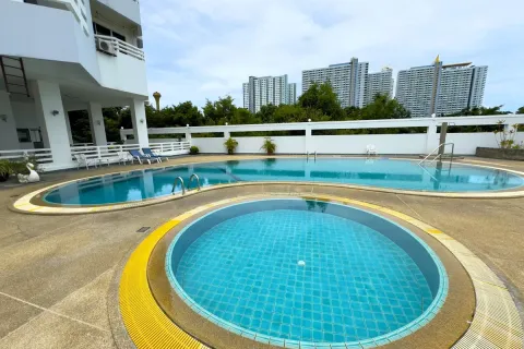 Estudio en el condominio en Jomtien Beach, Pattaya, Tailandia № 210572 - foto 12