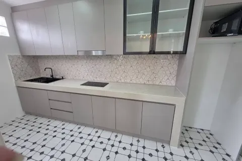 House in Pattaya, Thailand 3 bedrooms № 210569 - photo 10
