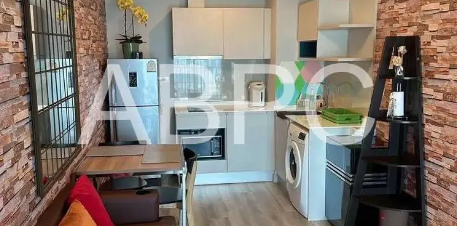 Condominio de 2 dormitorios en Pattaya, Tailandia № 210570