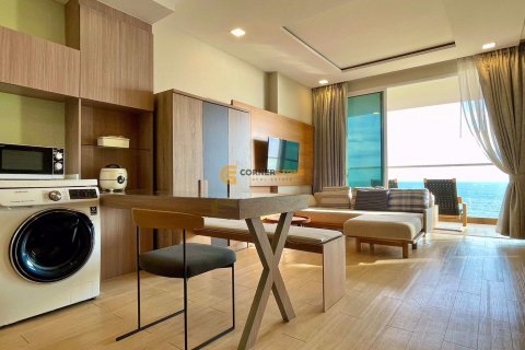 Студия в кондо на Пляж Джомтьен, Паттайя, Таиланд № 135331 - фото 3