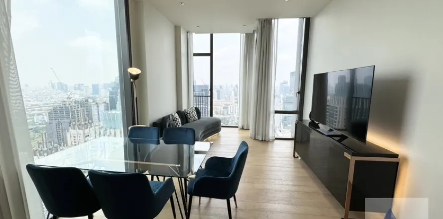 Condo à Pathum Wan, Bangkok, Thaïlande, 2 chambres  № 215232