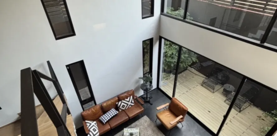Haus in Huai Khwang, Bangkok, Thailand 3 Schlafzimmer № 218970