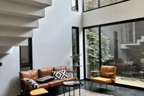 Haus in Huai Khwang, Bangkok, Thailand 3 Schlafzimmer № 218970 - Foto 2