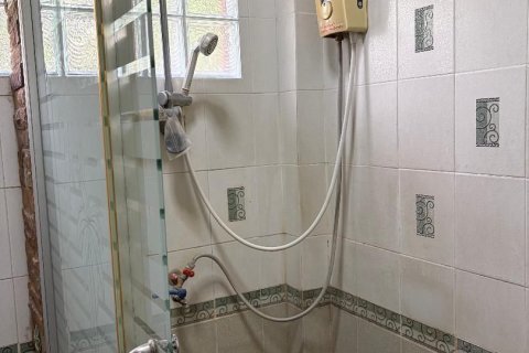 House in Saraphi, Thailand 7 bedrooms № 157907 - photo 12