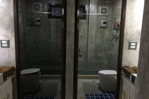 House in Saraphi, Thailand 7 bedrooms № 157907 - photo 10