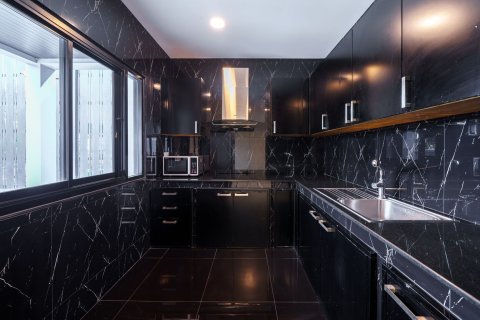 Villa in Pattaya, Thailand 6 bedrooms № 157905 - photo 8