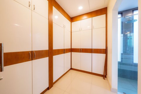 Villa in Pattaya, Thailand 6 bedrooms № 157905 - photo 21
