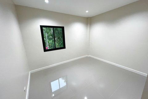 Townhouse in Phuket, Thailand 2 bedrooms № 157903 - photo 5