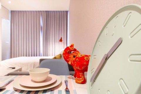 Studio dans le Condo à Khlong Toei, Bangkok, Thaïlande  № 151694 - photo 4