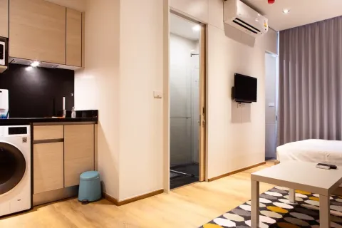 Studio dans le Condo à Khlong Toei, Bangkok, Thaïlande  № 151694 - photo 3