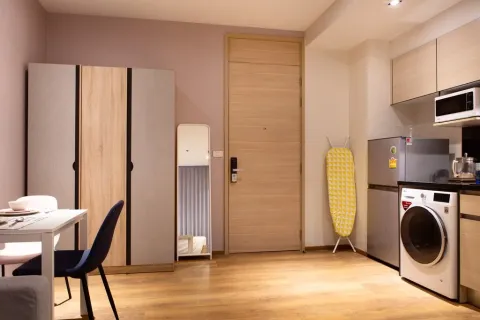 Studio dans le Condo à Khlong Toei, Bangkok, Thaïlande  № 151694 - photo 2