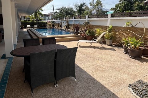 Вилла в Хуа Хине, Таиланд с 4 спальнями  № 151691 - фото 9