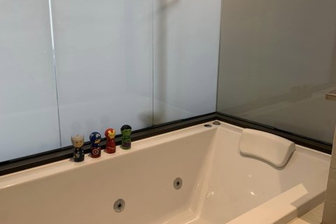 Studio dans le Condo à Bang Rak, Bangkok, Thaïlande  № 169337 - photo 6