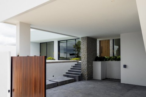 Villa in Phuket, Thailand 3 bedrooms № 169342 - photo 8